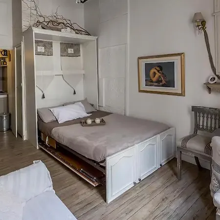 Studio Quincampoix * Paris